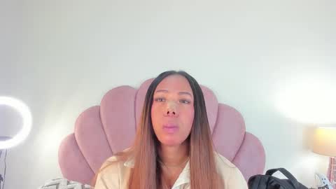 NICOLE online show from 10-29-25, 12:18