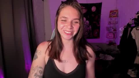 Snapshot of nicolepeachx chatting on 09-14-25, 11:37 Nicol independent model online show from 09-14-25, 11:37
