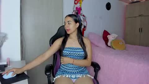 nicole santana online show from 06-20-26, 04:43
