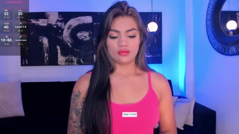 Snapshot of nicolesanz_ chatting on 12-26-24, 11:32 Nicole Sanz online show from 12-26-24, 11:32