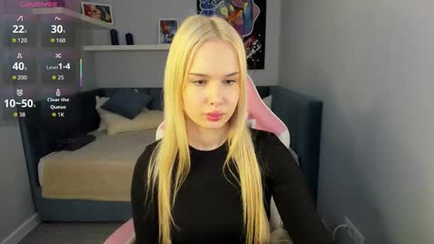 Nicoletta online show from 01-14-26, 12:00