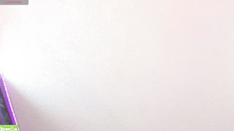 Nicoll  Independent model online show from 12-20-24, 08:12