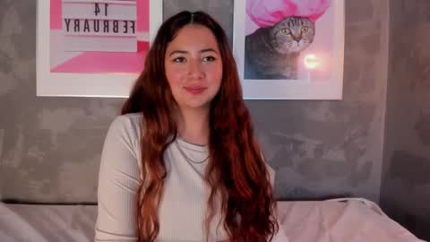 nicolle_evanss_ online show from 10-09-25, 11:41