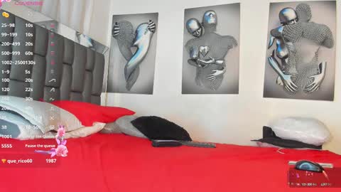 Snapshot of nicolle_hanks1 chatting on 02-15-25, 03:09 nicolle_hanks1 online show from 02-15-25, 03:09