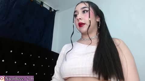 Snapshot of nicolle_sabinas chatting on 03-01-25, 04:04 Nicolle online show from 03-01-25, 04:04