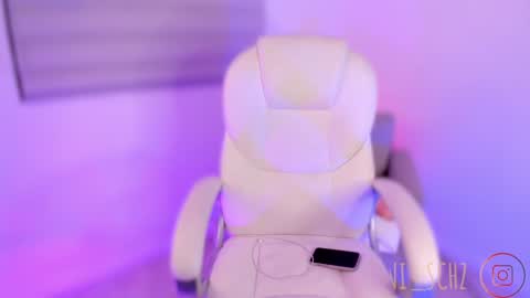    online show from 02-03-25, 12:04