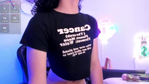 nicolle_smithh_ online show from 04-04-26, 02:14