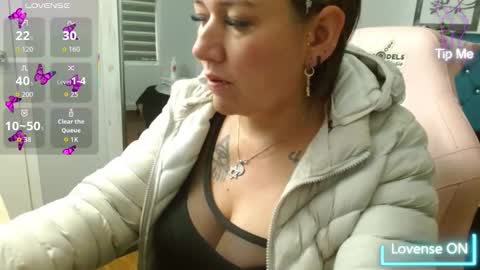 Daniela aponte online show from 03-02-26, 11:39