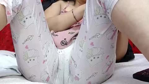 NICOLLE online show from 01-13-26, 09:53