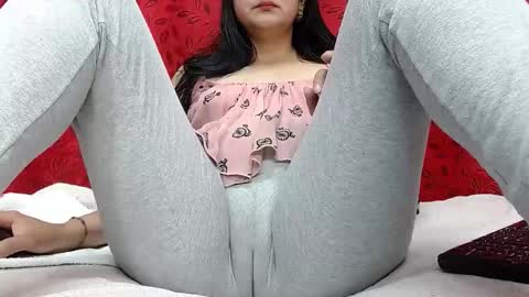 NICOLLE online show from 01-14-26, 09:42