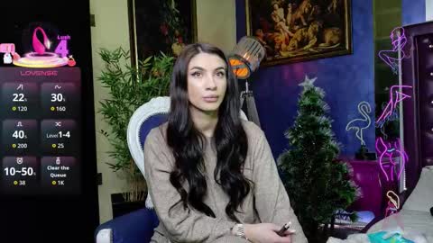 Nicolle online show from 12-18-25, 11:16