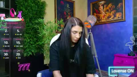 Nicolle online show from 03-19-26, 11:25