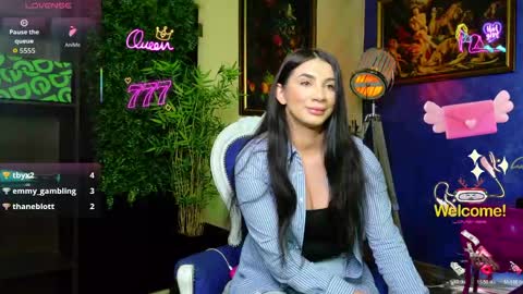 Nicolle online show from 05-14-26, 08:15