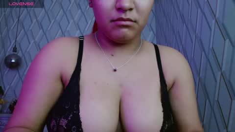 Nicolle Miley online show from 02-24-25, 03:23