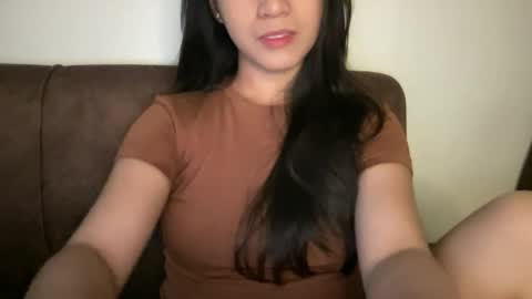 Snapshot of nicollete_snow chatting on 05-03-26, 03:07 NIC 333 online show from 05-03-26, 03:07