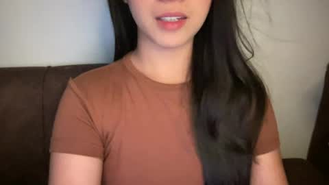 Snapshot of nicollete_snow chatting on 07-16-26, 04:13 NIC 333 online show from 07-16-26, 04:13