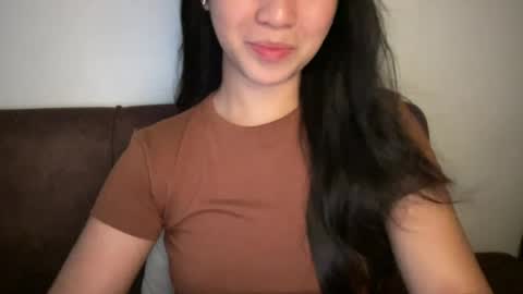 Snapshot of nicollete_snow chatting on 07-18-26, 05:28 NIC 333 online show from 07-18-26, 05:28