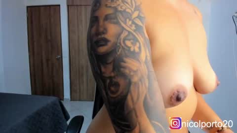 Snapshot of nicolporto chatting on 04-14-26, 11:16 Nicol online show from 04-14-26, 11:16