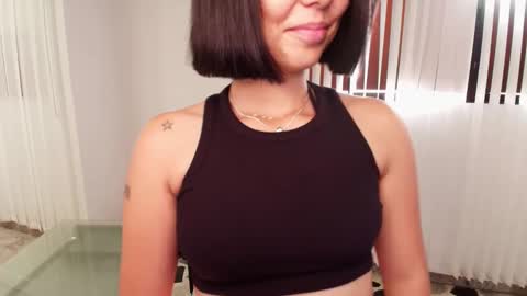 Snapshot of nicolross_ chatting on 01-11-25, 09:25 NicolRoss online show from 01-11-25, 09:25