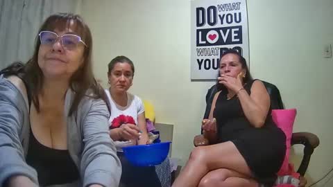 nicoltatiana_ online show from 09-23-25, 11:52