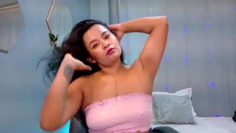 nicooll_07 online show from 06-17-26, 11:12