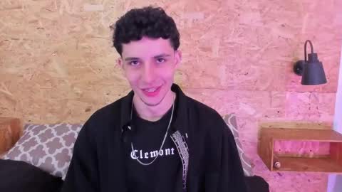 Snapshot of nicosantanax chatting on 10-20-25, 02:28 Nico online show from 10-20-25, 02:28
