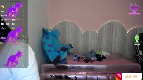 Nic online show from 10-26-25, 12:33