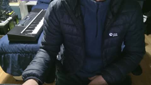Snapshot of nielzzz69 chatting on 01-05-25, 10:32 Julian online show from 01-05-25, 10:32