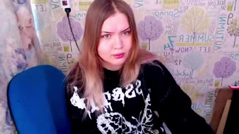 Snapshot of night_shine chatting on 03-23-26, 10:52 night_shine online show from 03-23-26, 10:52