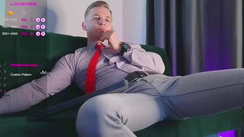 Snapshot of night_wwwolf chatting on 01-03-25, 11:57 Jameson online show from 01-03-25, 11:57