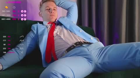 Snapshot of night_wwwolf chatting on 01-04-25, 03:18 Jameson online show from 01-04-25, 03:18