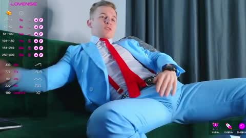 Snapshot of night_wwwolf chatting on 01-17-25, 10:22 Jameson online show from 01-17-25, 10:22