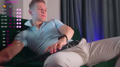 Snapshot of night_wwwolf chatting on 02-11-25, 03:29 Jameson online show from 02-11-25, 03:29