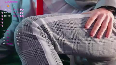 Snapshot of night_wwwolf chatting on 02-21-25, 01:11 Jameson online show from 02-21-25, 01:11