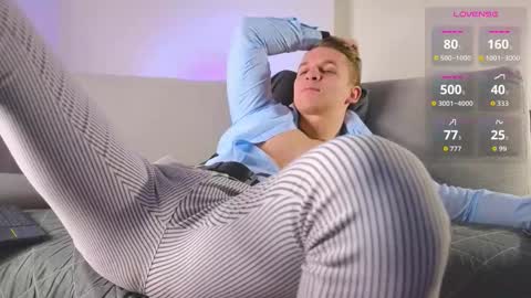 Snapshot of night_wwwolf chatting on 10-28-25, 02:31 Jameson online show from 10-28-25, 02:31