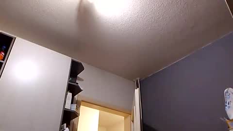 Snapshot of nighthawk28 chatting on 11-17-25, 05:08 MikeVanDyck online show from 11-17-25, 05:08