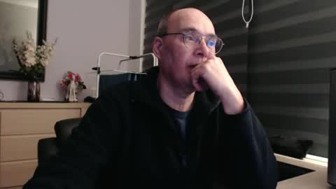 Snapshot of nightkeeper63 chatting on 01-06-26, 12:36 nightkeeper63 online show from 01-06-26, 12:36