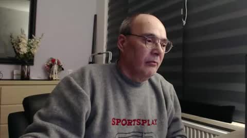 Snapshot of nightkeeper63 chatting on 01-18-26, 10:02 nightkeeper63 online show from 01-18-26, 10:02