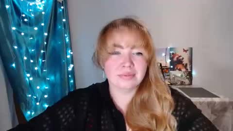 nightlaura online show from 01-01-25, 05:55
