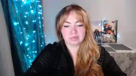 nightlaura online show from 01-06-25, 06:31