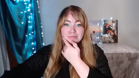 nightlaura online show from 01-13-25, 03:56