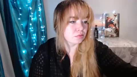 nightlaura online show from 01-14-25, 03:22