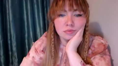 nightlaura online show from 02-09-25, 05:22