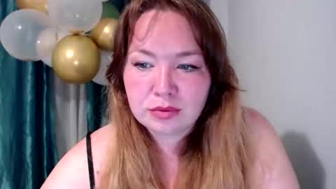 nightlaura online show from 09-19-25, 07:25
