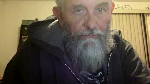 nightmoves1970 online show from 11-03-25, 04:25