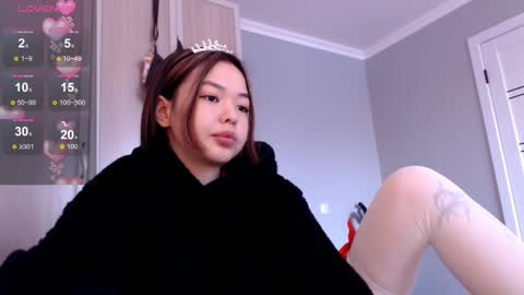 Niia online show from 02-27-25, 11:10