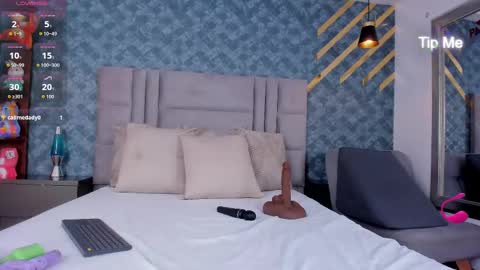 Snapshot of niiamoore_ chatting on 09-29-25, 08:46 NiiaMoore online show from 09-29-25, 08:46