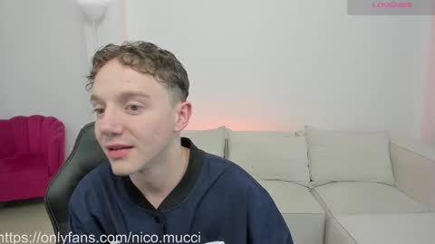 Snapshot of niico_18 chatting on 12-11-24, 12:54 Nicolas Mucci online show from 12-11-24, 12:54