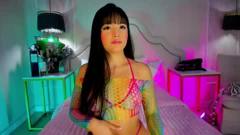 nicole online show from 05-07-26, 04:12