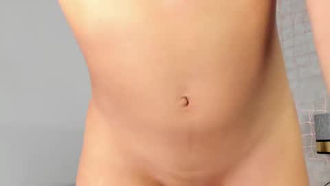 Niicole online show from 09-27-25, 08:03